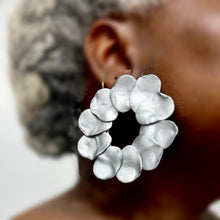 Load image into Gallery viewer, Brooks Petel Hoops (Silver)