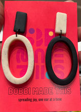 Load image into Gallery viewer, Michelle Oval Dangle (black/cream)